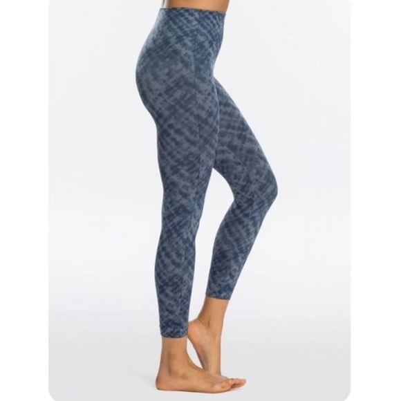 SPANX Look at Me Now seamless blue tie dye crop leggings 1X - Picture 1 of 15